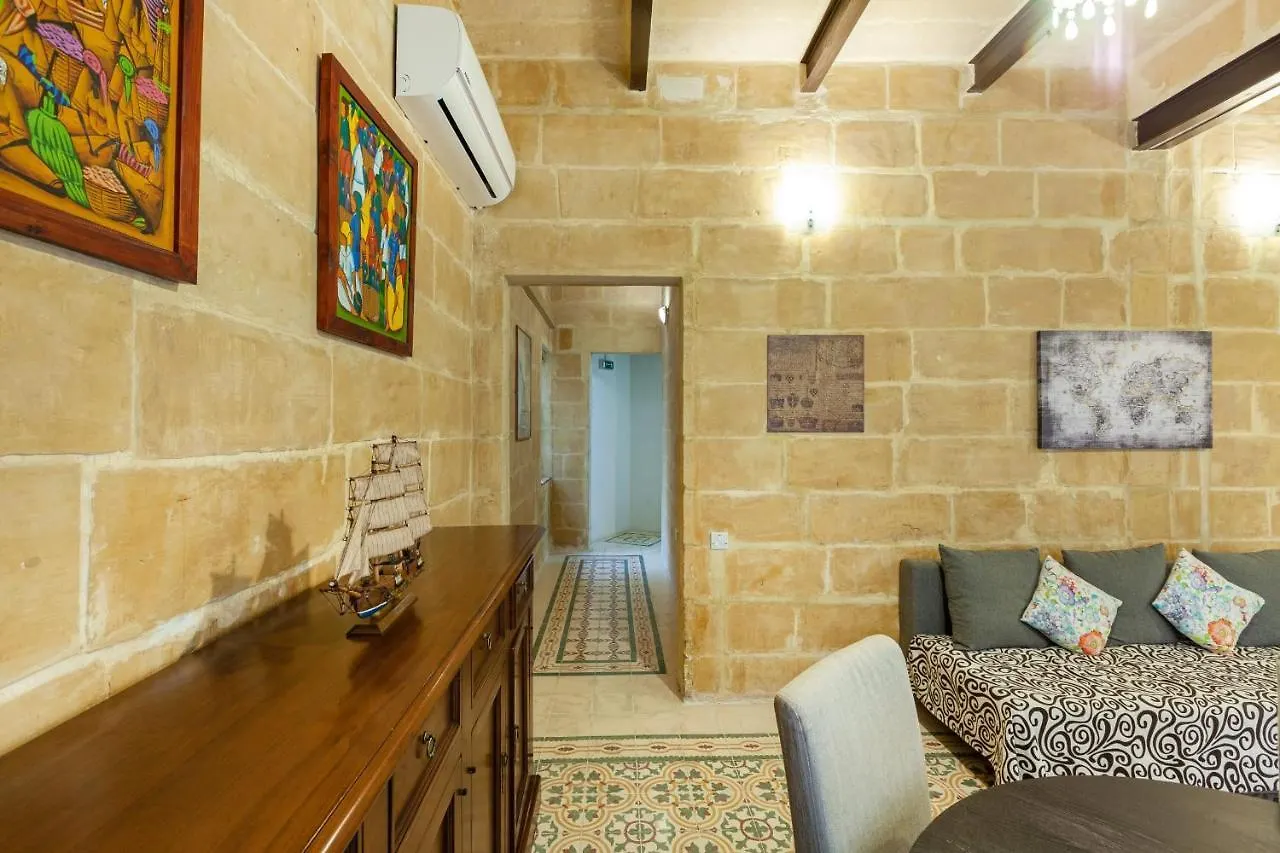 Stjulian'S Apartment A Few Steps From The Sea - Hosted By Sweetstay Saint Julian's Malta