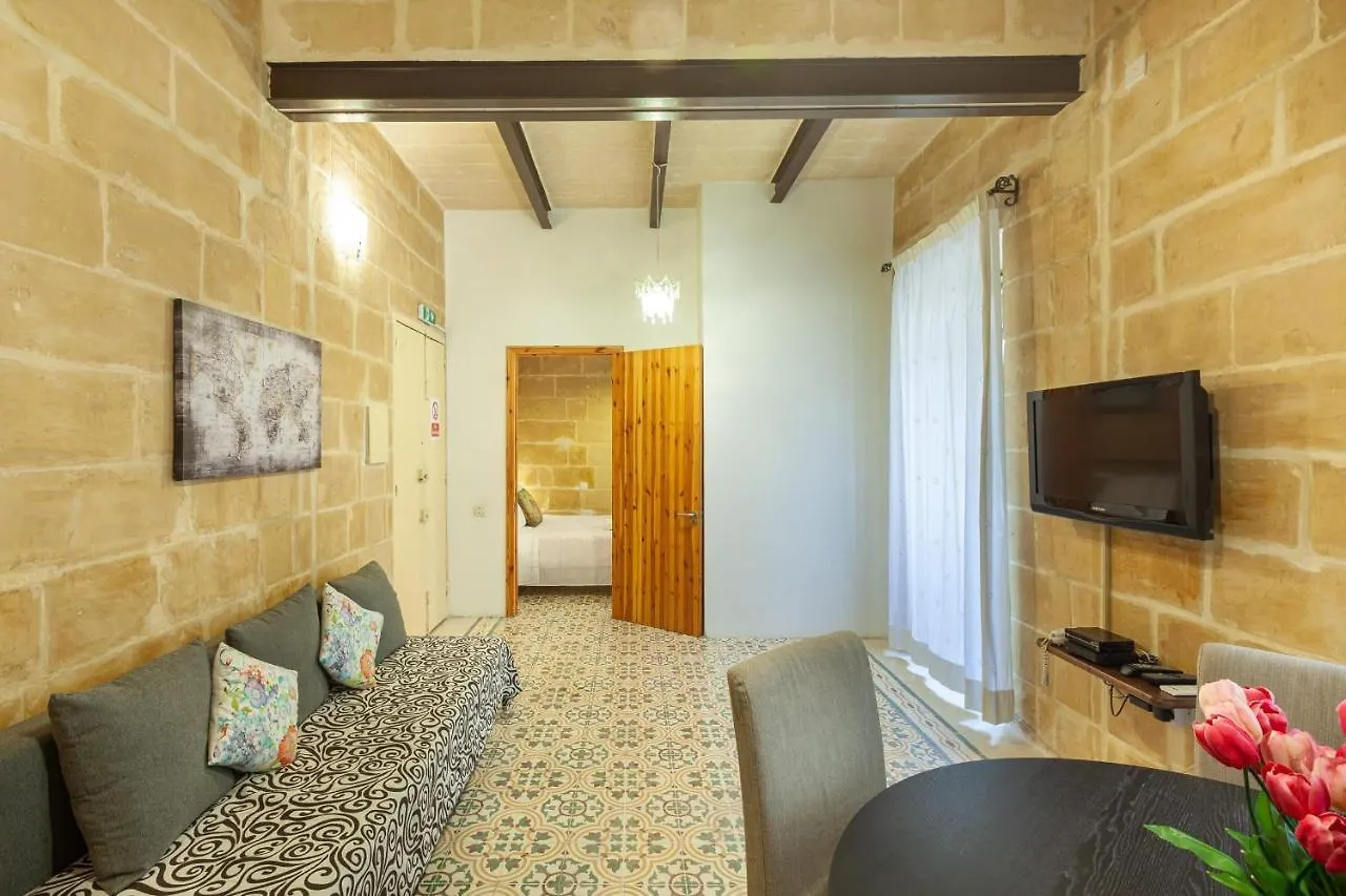 Stjulian'S Apartment A Few Steps From The Sea - Hosted By Sweetstay Saint Julian's